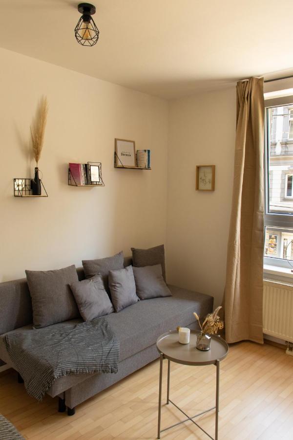 Modern - Neu - Gemutlich - Self Checkin - Zentral - Strassenbahn 38 Zum Ring Apartment เวียนนา ภายนอก รูปภาพ